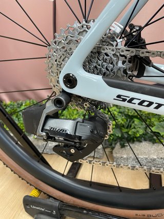 Bicicleta Scott Addict Gravel 20