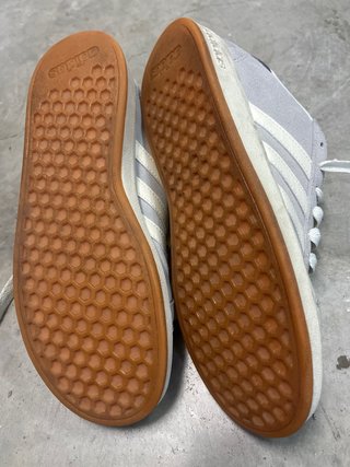 Adidas Grand Court Gris Talla 38.5