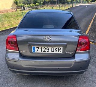 Toyota Avensis 2005