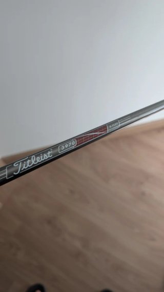 Híbrido Titleist 585H