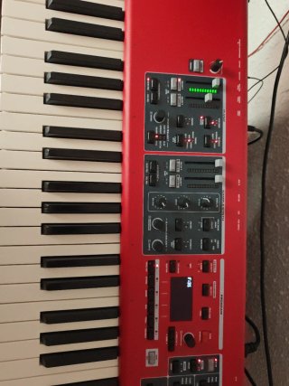 Nord Piano 6 Teclado 73 Teclas.