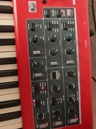 Nord Piano 6 Teclado 73 Teclas.