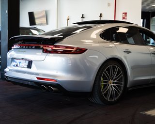Porsche Panamera 4 E-Hybrid