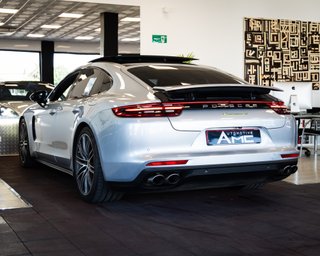 Porsche Panamera 4 E-Hybrid