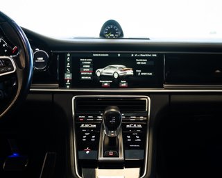 Porsche Panamera 4 E-Hybrid