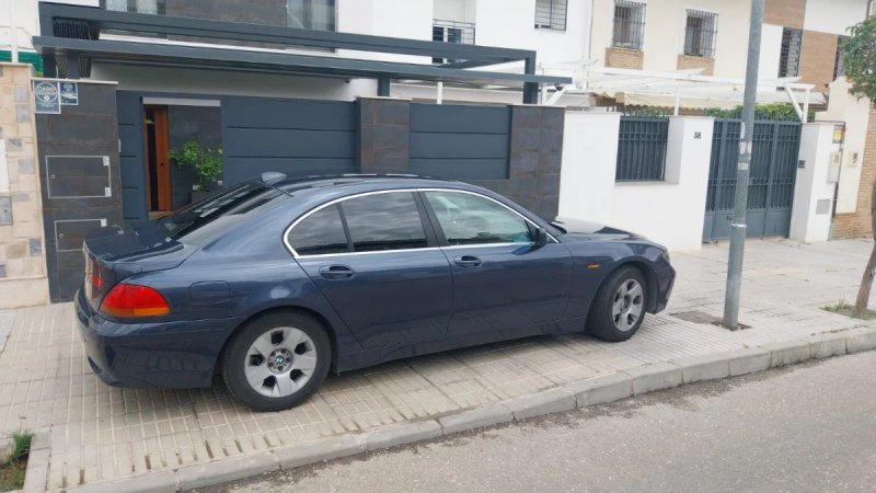 BMW Serie 7 2003 - foto 1