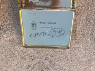 Caja metálica vintage caballos 1950