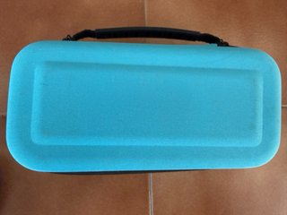 Nintendo Switch OLED (4 mandos) + 3 juegos