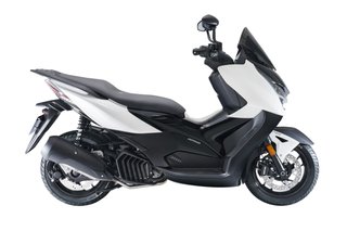 Zontes 125 D Maxi Scooter