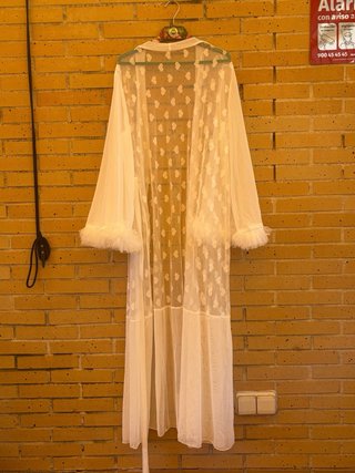 Kimono largo tul blanco corazones volantes