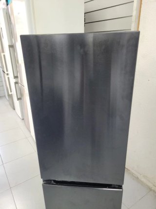 ☆NEVERA HANSEÁTICA NEGRA COMBI NUEVA CON TARA☆