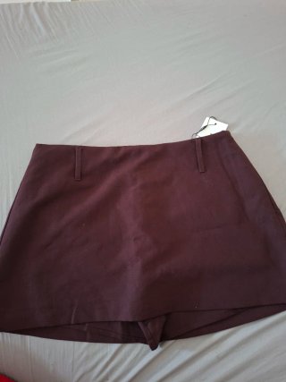 Falda Stradivarius Morada