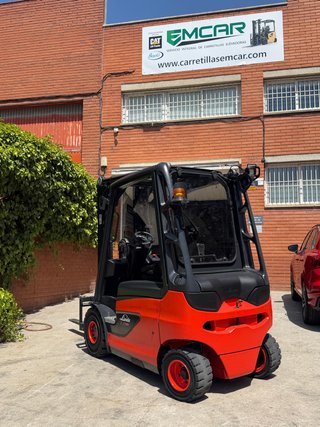Carretilla Linde 2500kg Triplex Reacondicionada