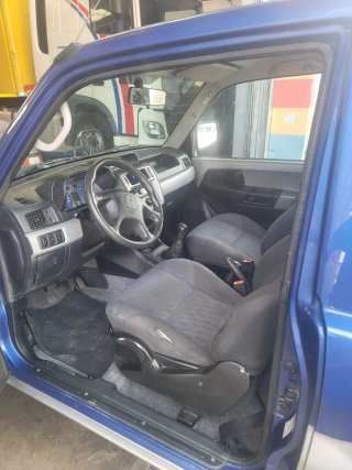 Mitsubishi Montero 2000