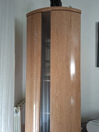 Mueble bar de madera