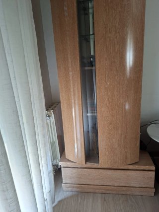 Mueble bar de madera