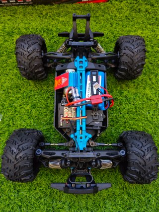 Coche RC 4x4 Conquer 50km/h