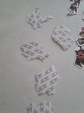 58 pegatinas +  regalo estuche para colorear