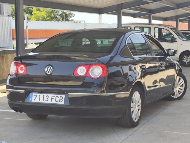 1 año de garantia Volkswagen Passat 2.0TDI 140CV