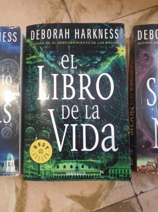 El descubrimiento de las brujas / A Discovery o...