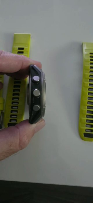 Garmin Fenix 8 Solar 47mm Plata y Amarillo Zafiro
