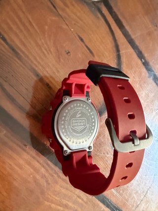 Casio G-Shock DW-6900 Rojo