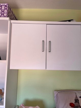 Habitacion con cama nido, balda y escritorio