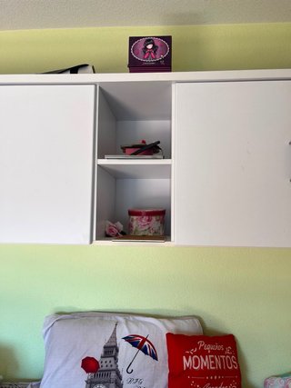 Habitacion con cama nido, balda y escritorio