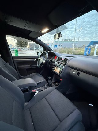 Volkswagen Touran 2010