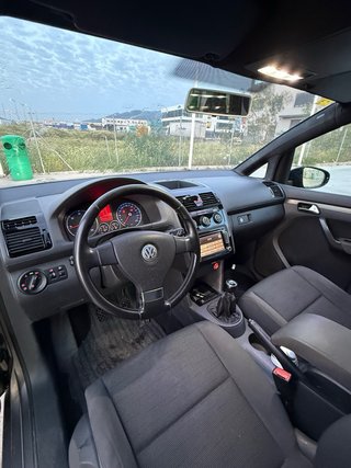 Volkswagen Touran 2010