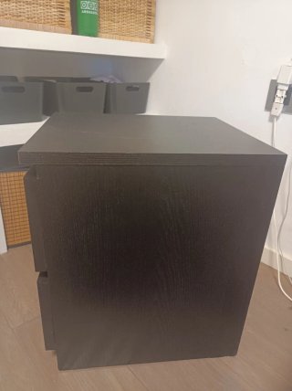 Mesita de noche Malm Ikea Negra