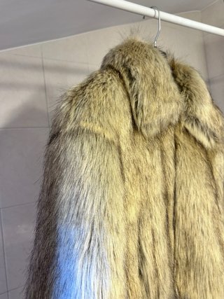 Abrigo pelo sintético Stradivarius Talla XS