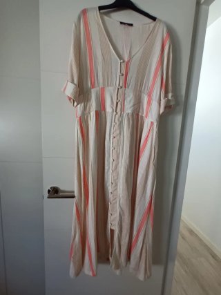 Vestido de rayas beige y rosa