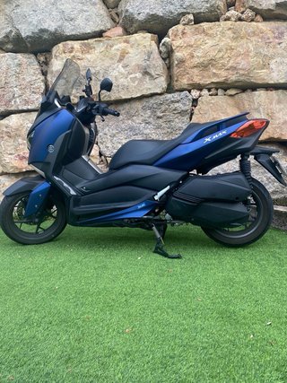 Yamaha Xmax 300 Azul/Negro