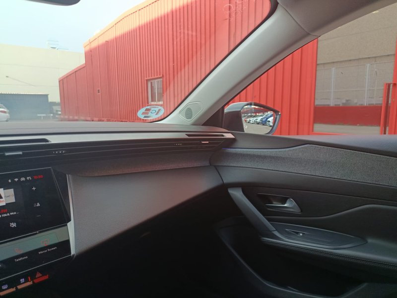 Peugeot 308 SW Allure Puretech S&S MAN 2022, foto 23