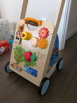 Correpasillos infantil madera