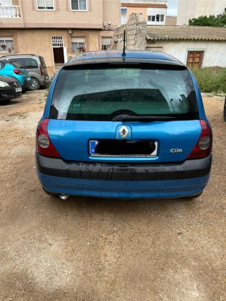 Renault Clio 2003