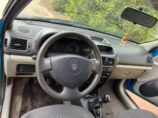 Renault Clio 2003