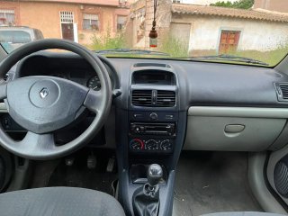 Renault Clio 2003
