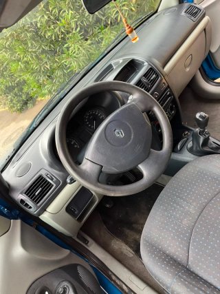 Renault Clio 2003