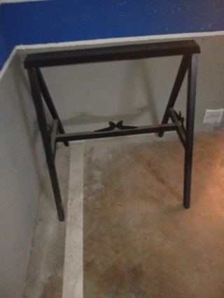 Monturero de forja negro