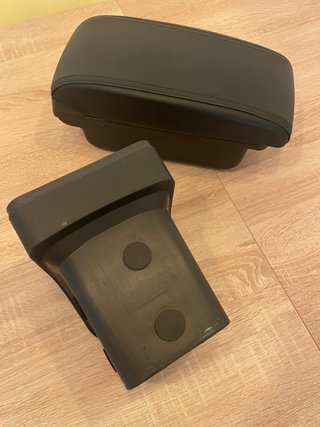 Reposabrazos Ford Focus MK2 Negro