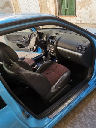 Renault Clio 2002