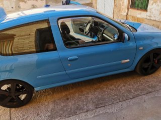 Renault Clio 2002