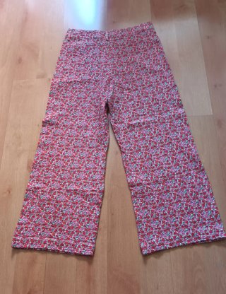 Pantalón Mango flores Talla M