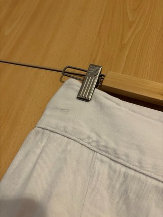 Pantalones Baggy Blancos con Cinturón