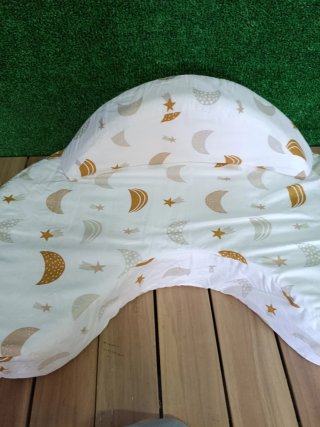 Cojín de Lactancia Momcozy con Barrera