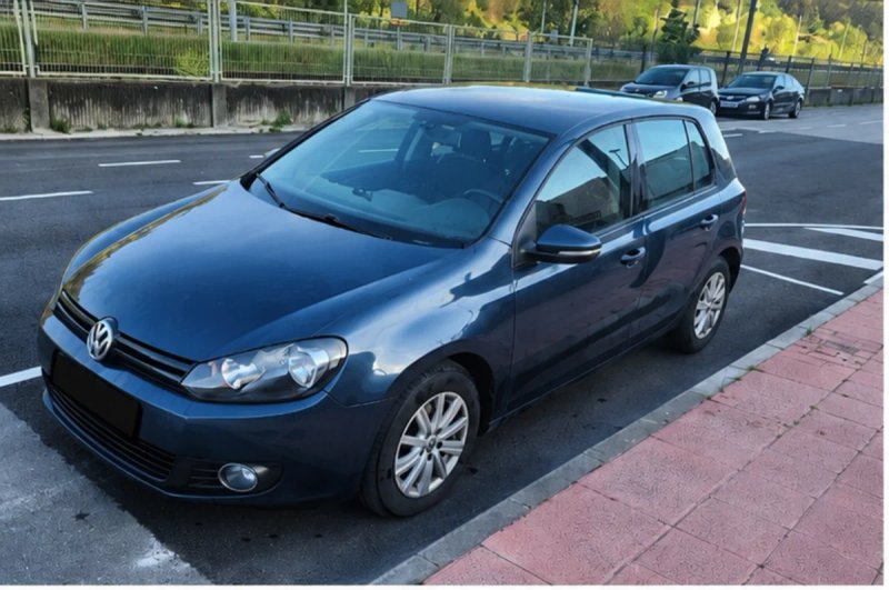 Volkswagen Golf 2009 - foto 1
