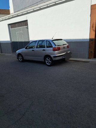 SEAT Ibiza 2001 muy cuidado