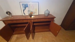 Cómoda antigua de madera grande